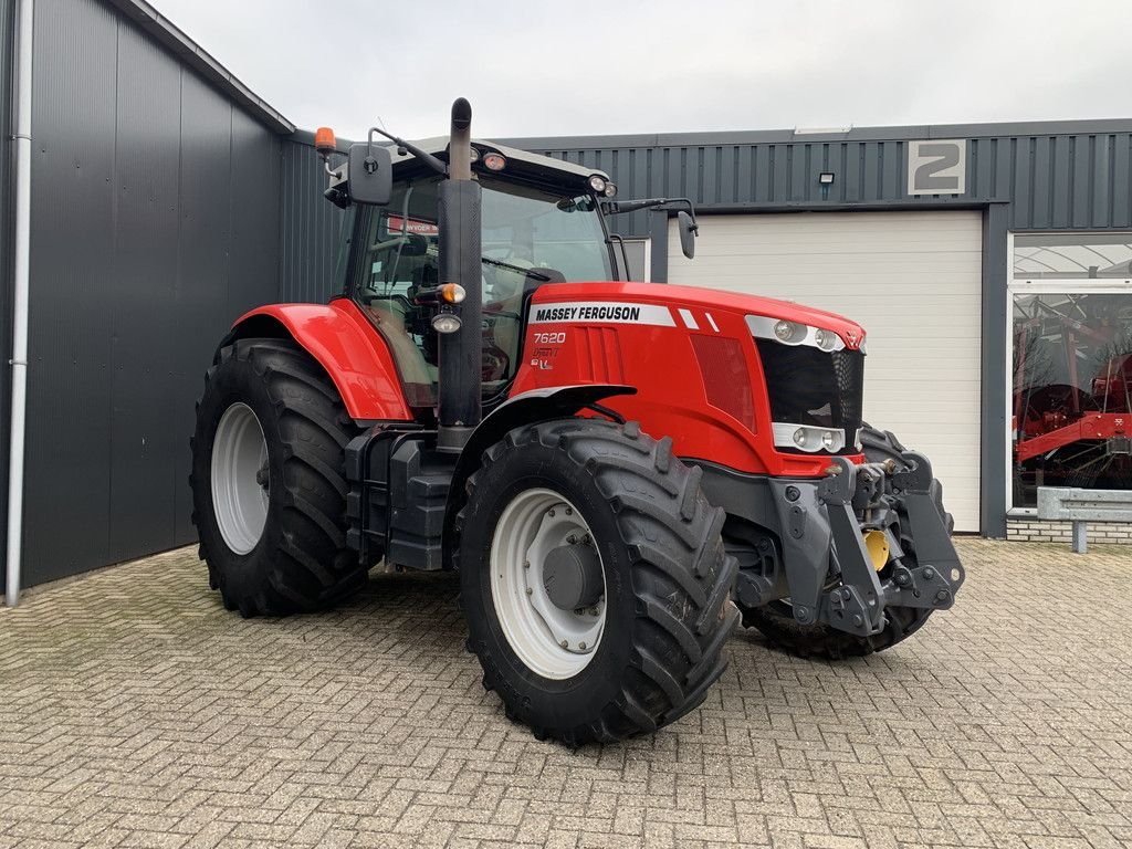 2012 Massey Ferguson 7620