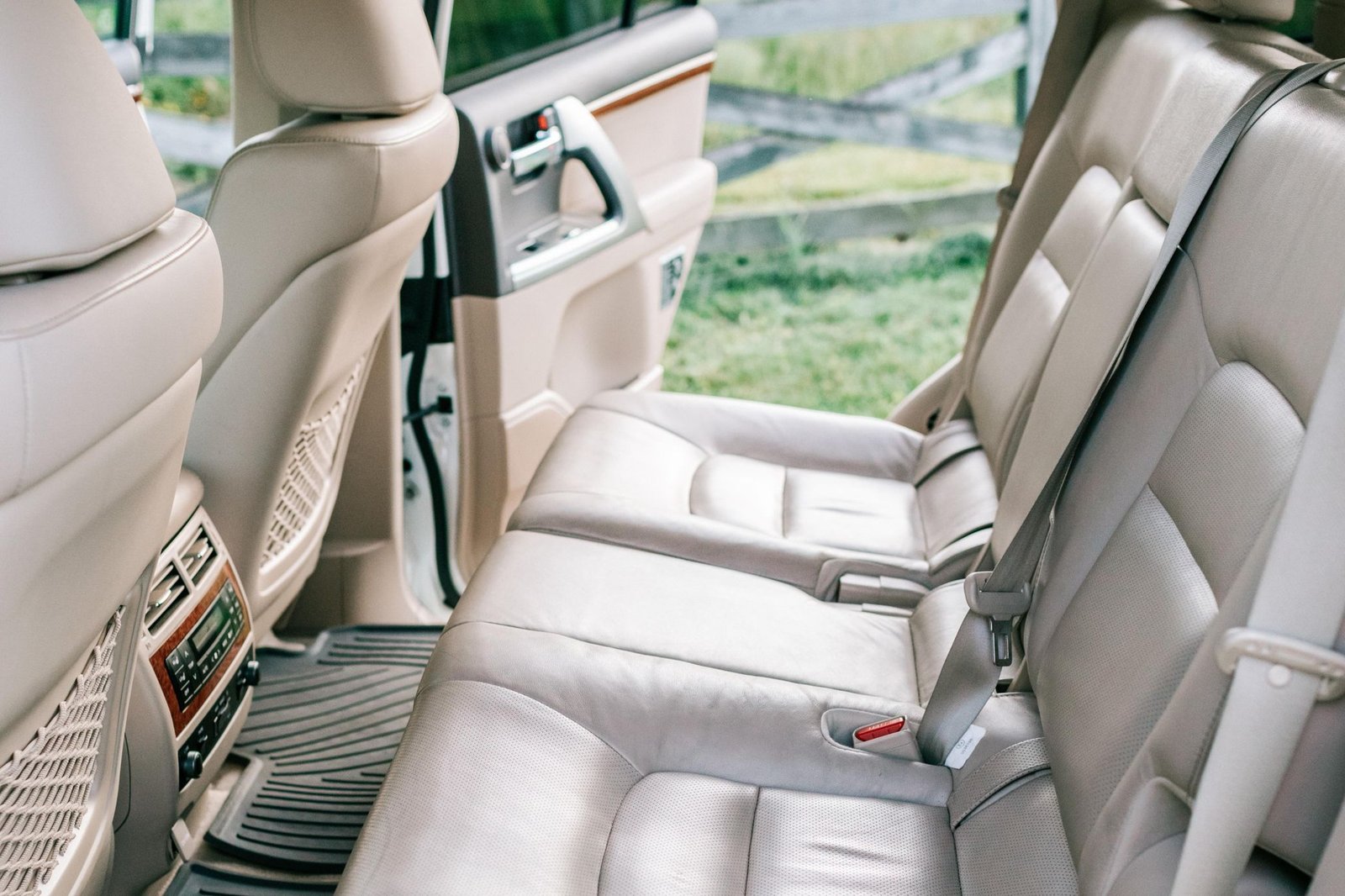 2013 Toyota Land Cruiser V8