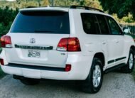 2013 Toyota Land Cruiser V8