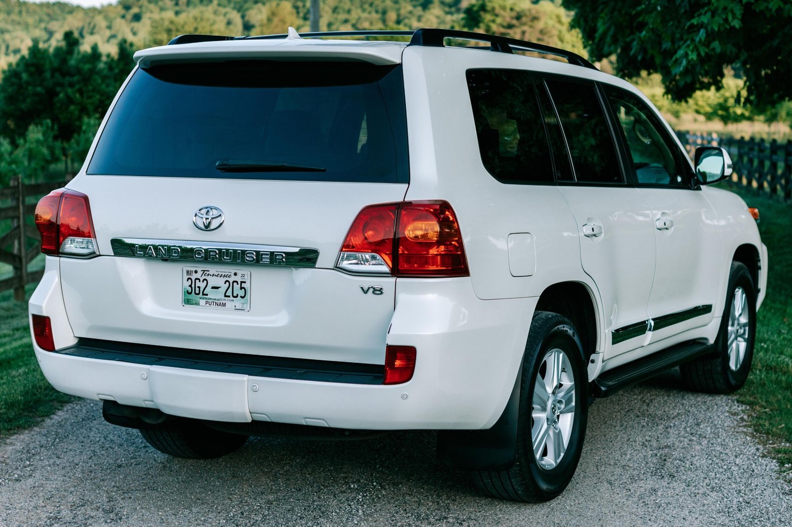 2013 Toyota Land Cruiser V8