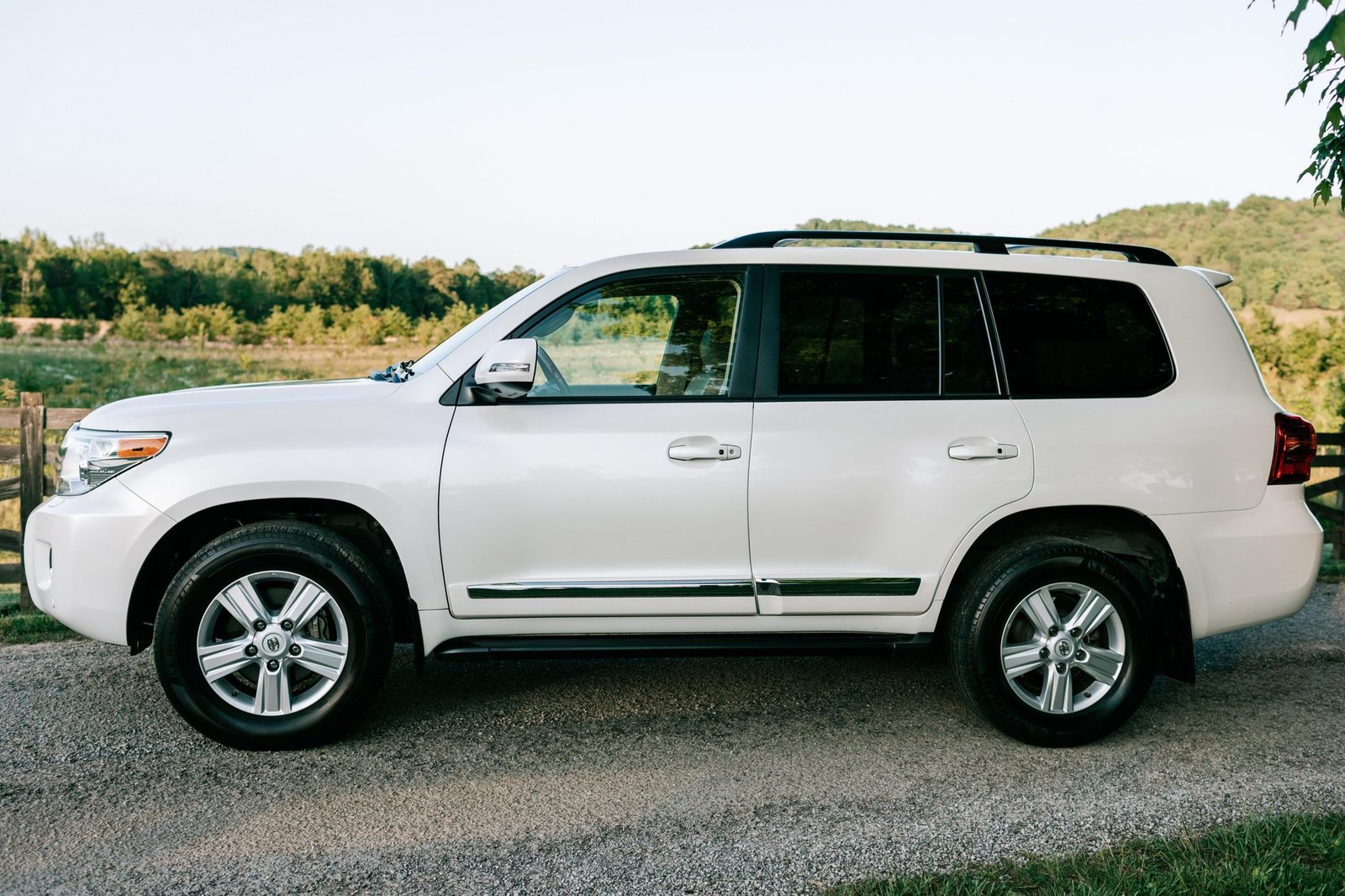 2013 Toyota Land Cruiser V8
