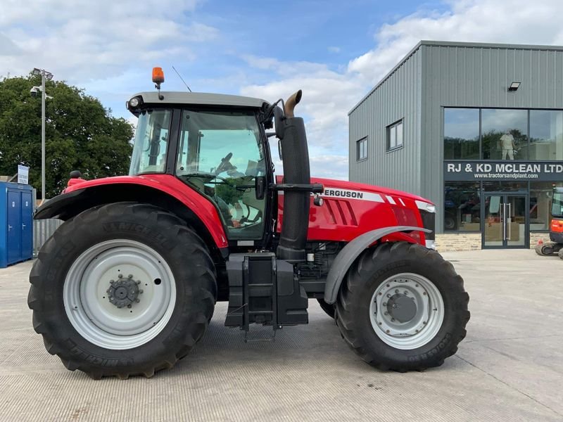 2010 Massey Ferguson 6490