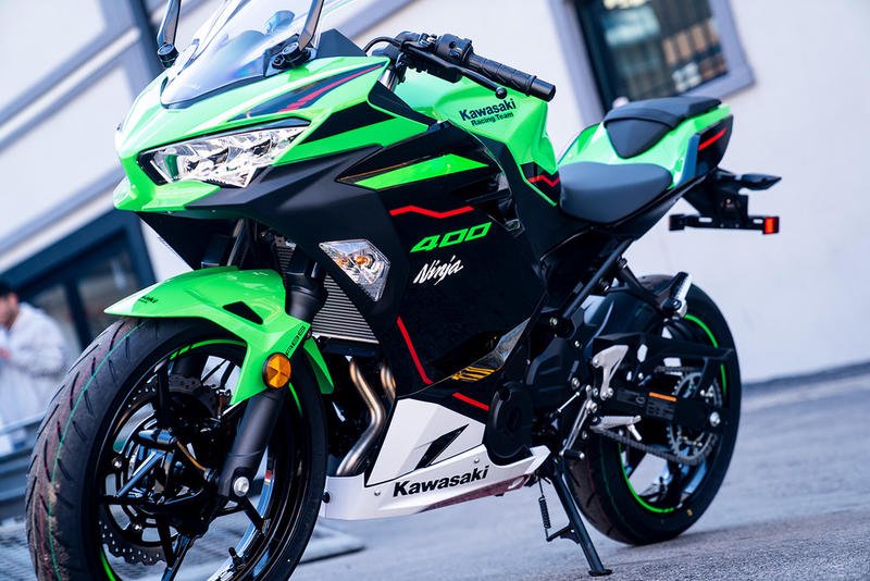 2022 Kawasaki Ninja 400 ABS KRT Edition